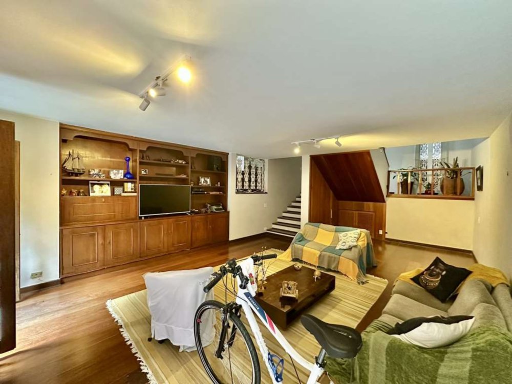 Casa - Venda - Jardim Jussara - São Paulo - SP