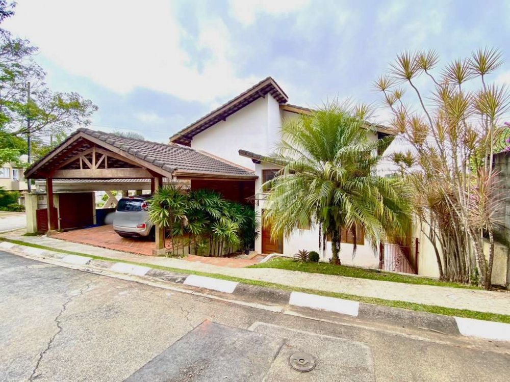 Casa em Condomínio - Venda - Moinho Velho - Cotia - SP