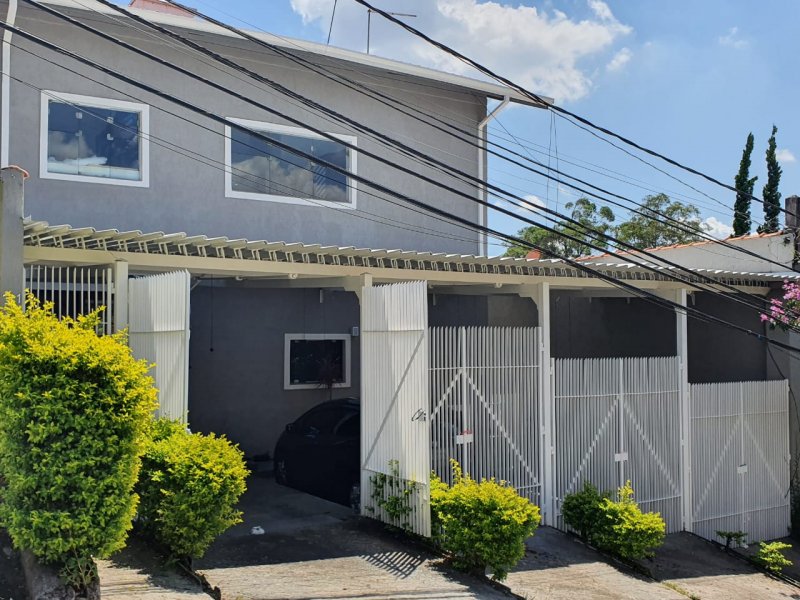 Casa em Condomnio - Venda - Granja Viana - Cotia - SP