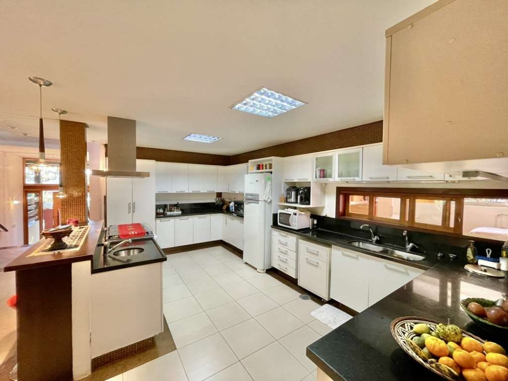 Casa em Condomínio - Venda - Águas da Fazendinha - Carapicuíba - SP