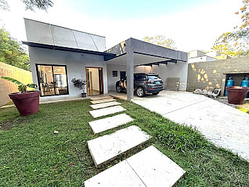 Casa em Condom�nio para Aluguel